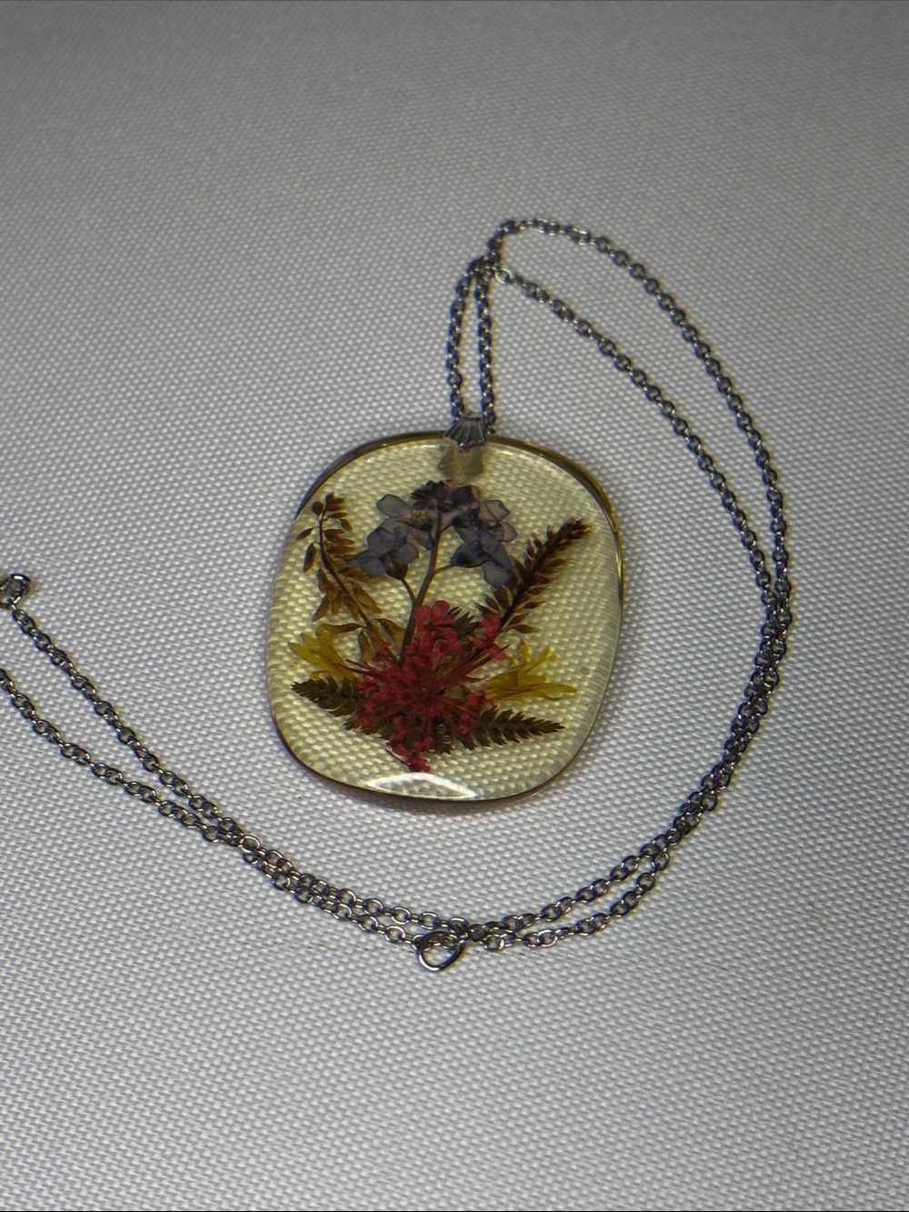 Dried Floral Resin vintage silver necklace